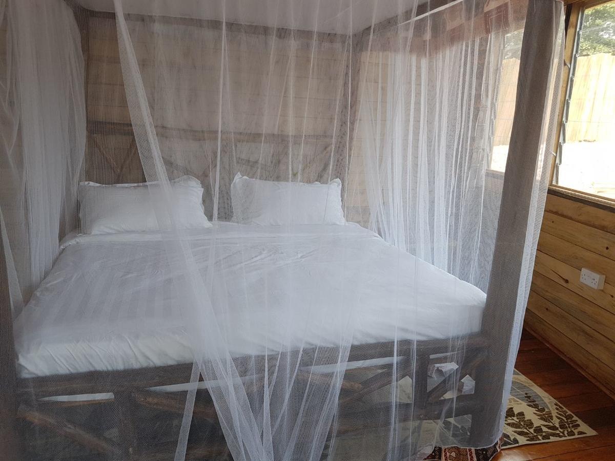 Living Waters Resort Jinja Exterior photo