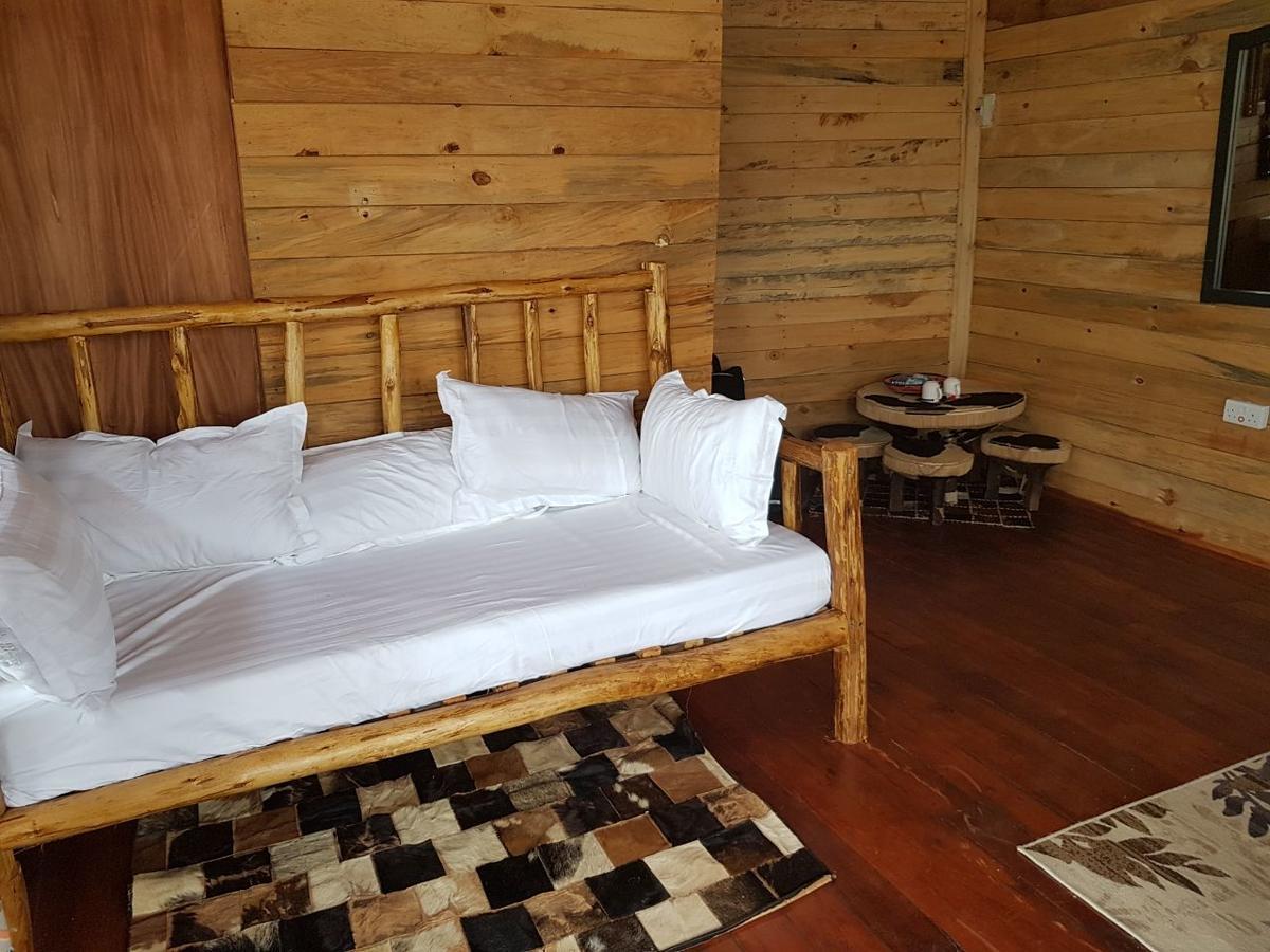 Living Waters Resort Jinja Exterior photo