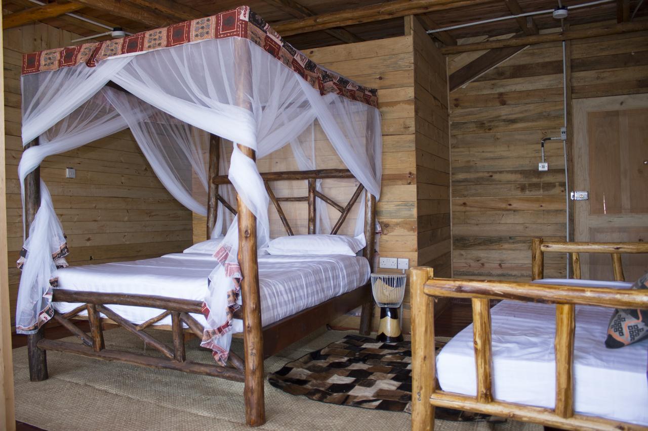 Living Waters Resort Jinja Exterior photo