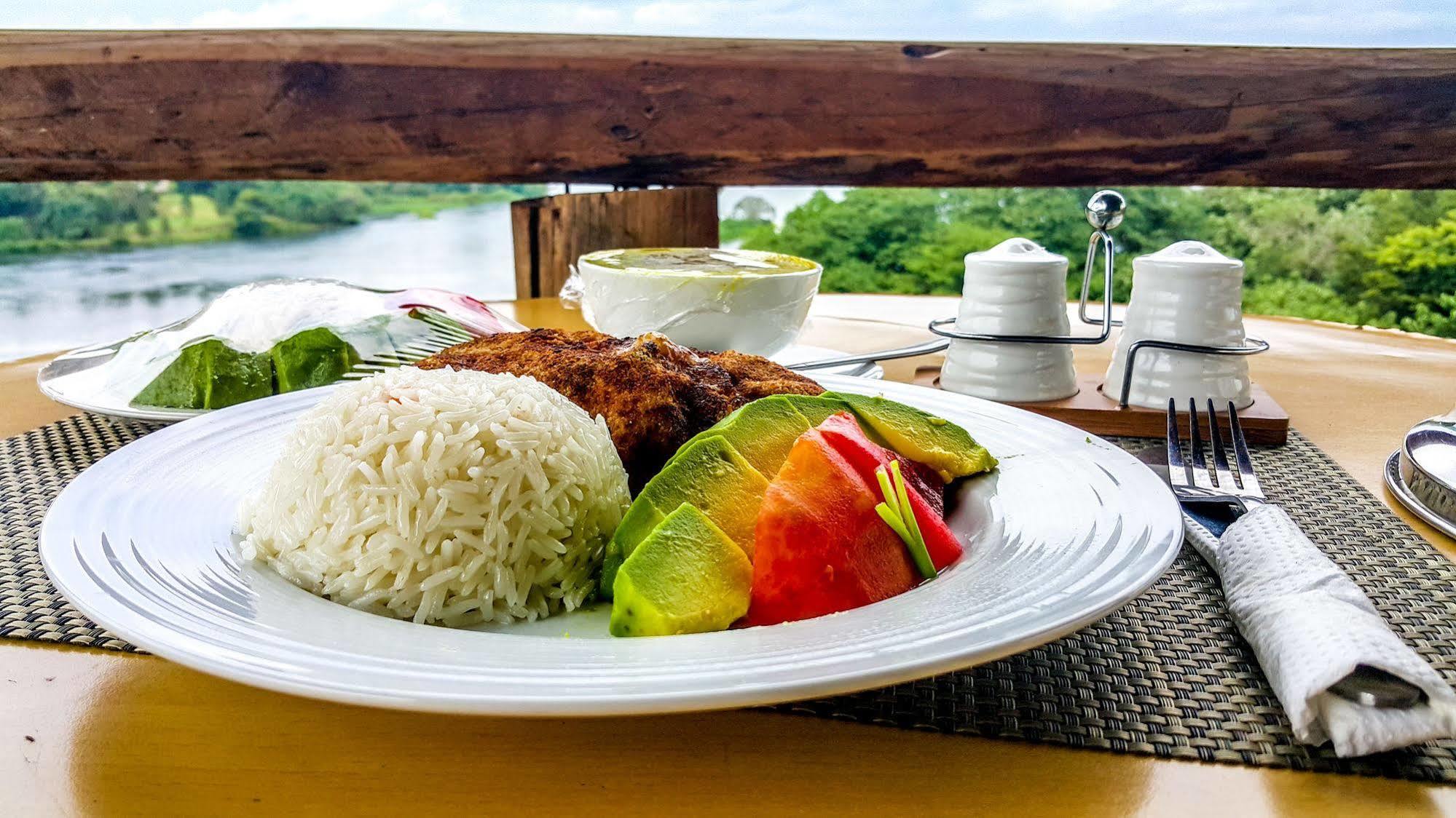 Living Waters Resort Jinja Exterior photo